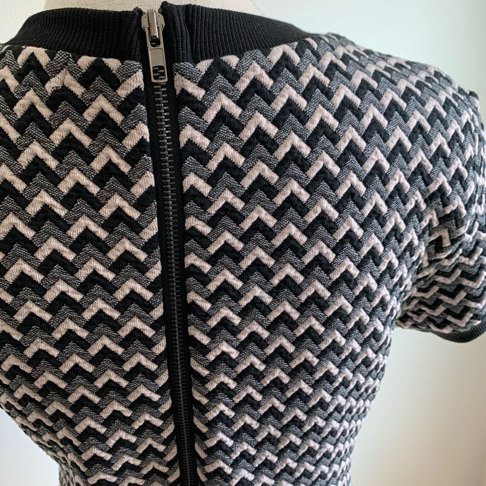 APRICOT KNIT DRESS - Picture 4 of 8